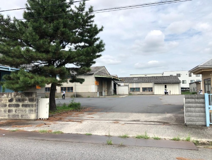 茨城県古河市丘里１１－２　1097.8坪
