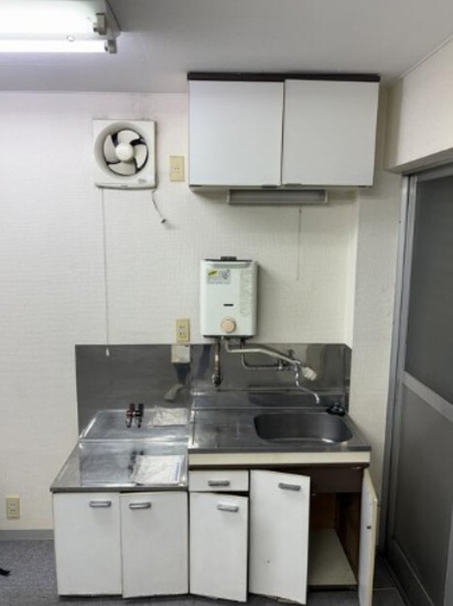 東京都豊島区池袋4丁目15-6 16.9坪 貸倉庫・貸工場|L-Net(エルネット) 画像5 東京都豊島区池袋4丁目15-6 16.9坪 貸倉庫・貸工場|L-Net(エルネット) 画像5