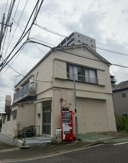 東京都江東区潮見１丁目１－８－１　25.7坪