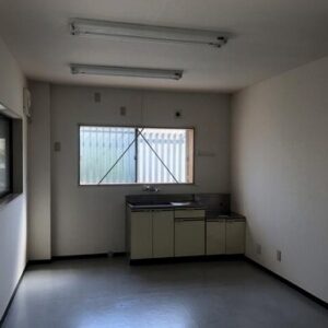 神奈川県横浜市磯子区栗木3丁目12-7 53.6坪 貸倉庫・貸工場|L-Net(エルネット) 画像4 神奈川県横浜市磯子区栗木3丁目12-7 53.6坪 貸倉庫・貸工場|L-Net(エルネット) 画像4