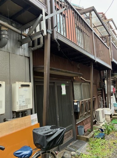 神奈川県横浜市鶴見区向井町１丁目４５　8.3坪
