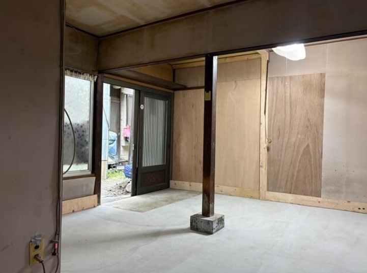 神奈川県横浜市鶴見区向井町1丁目45 8.3坪 貸倉庫・貸工場|L-Net(エルネット) 画像4 神奈川県横浜市鶴見区向井町1丁目45 8.3坪 貸倉庫・貸工場|L-Net(エルネット) 画像4