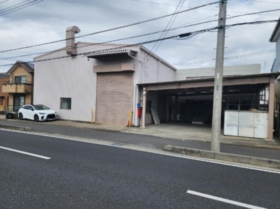 埼玉県川口市坂下町３丁目３１－１０　220.8坪